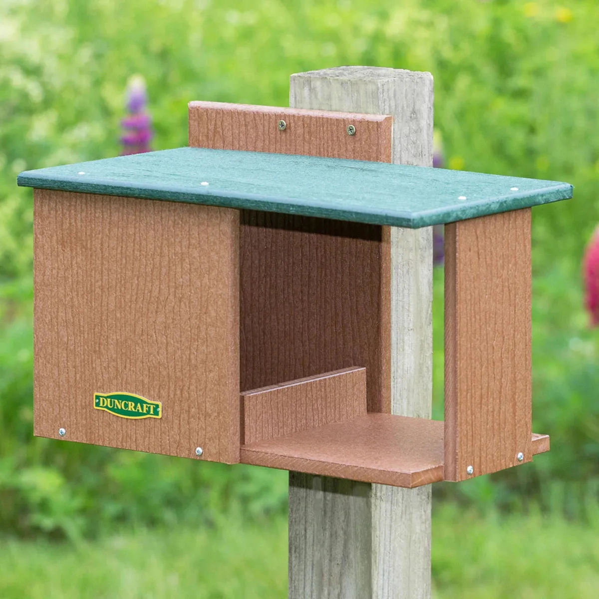 Duncraft Bird-Safe® Cardinal Hide-A-Way