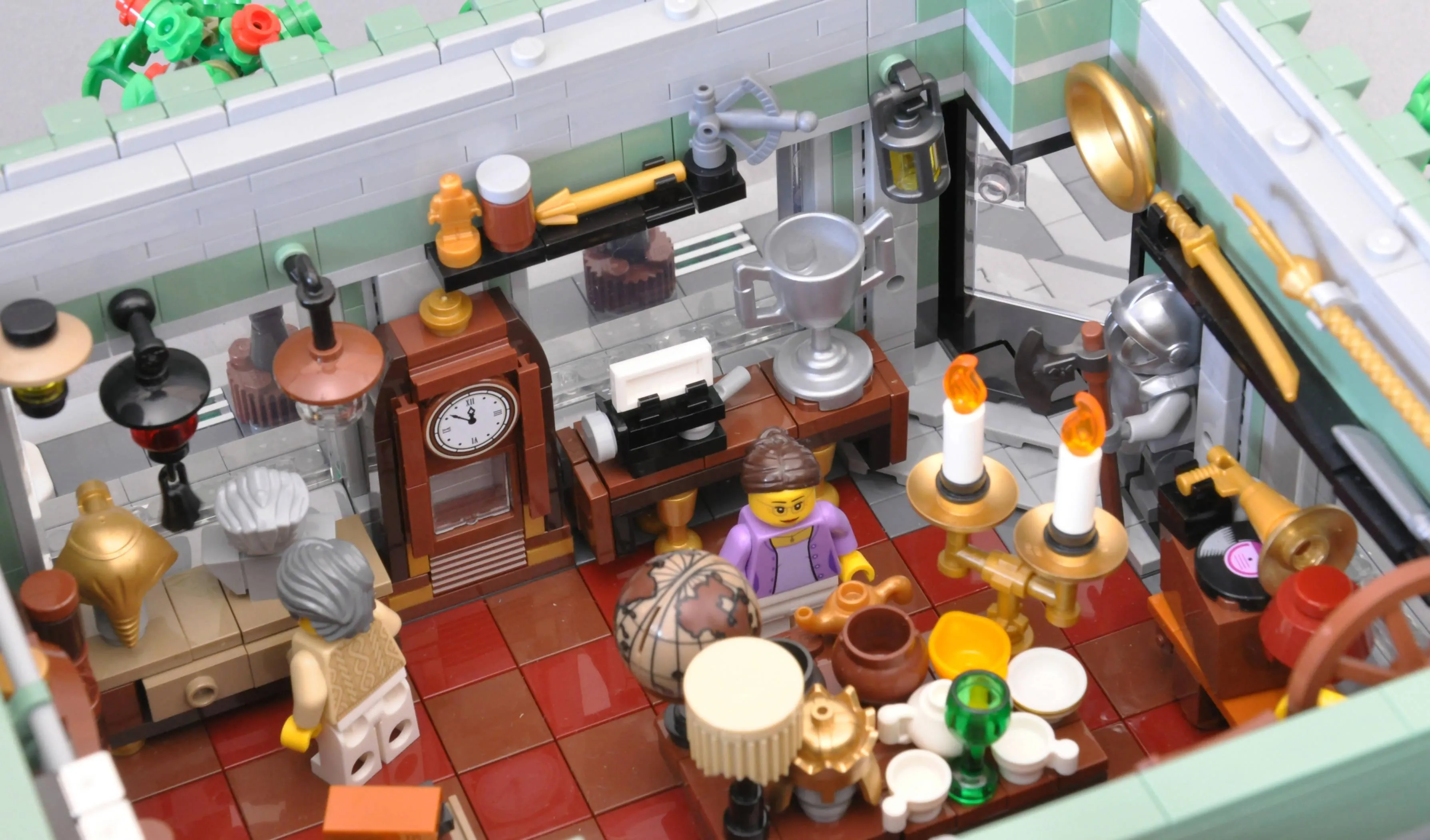 Modular Antique Shop