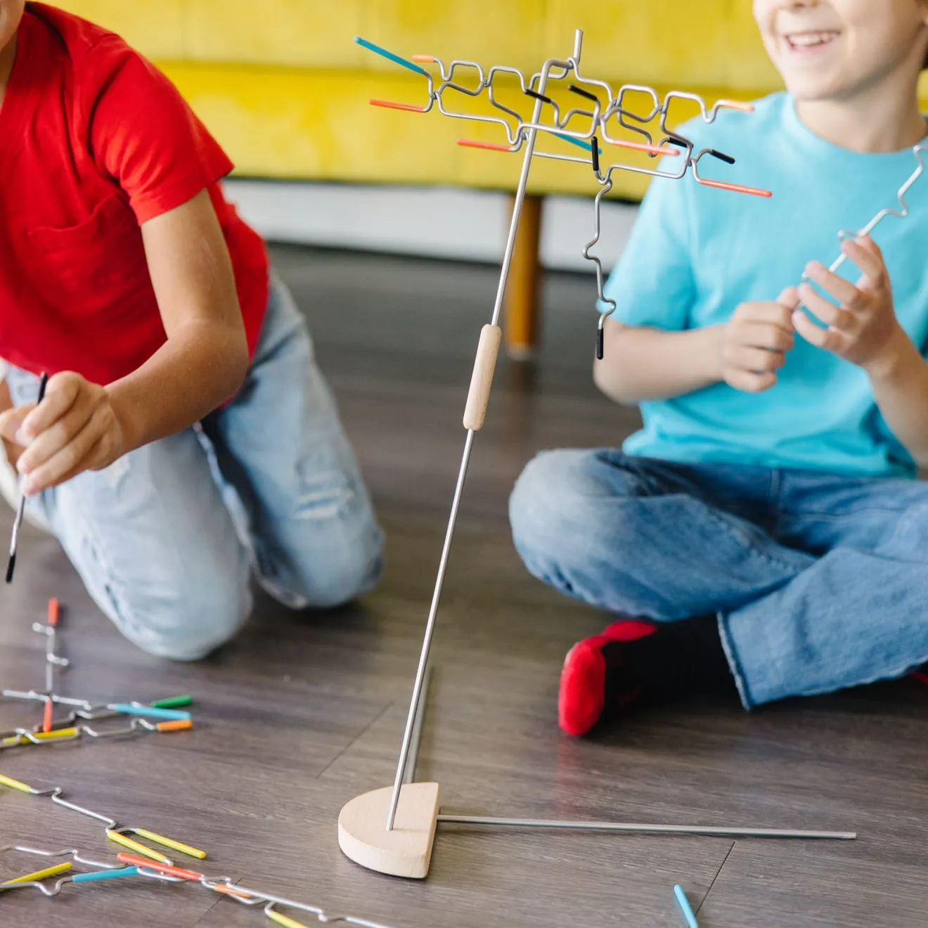 Suspend Family Game